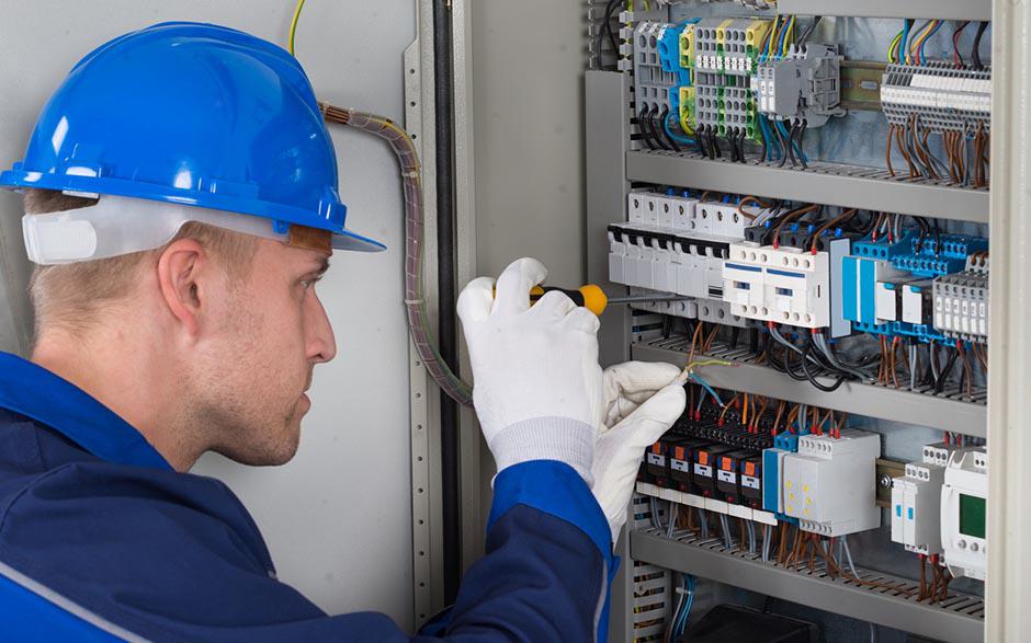 électricien en urgence Courbevoie